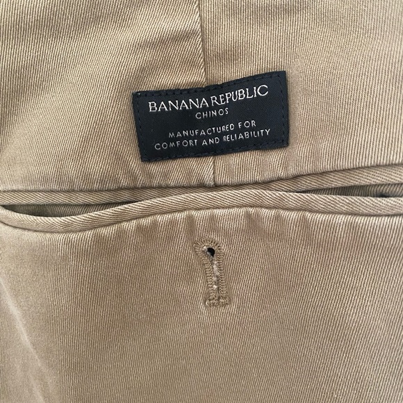Banana Republic Tan Chinos - Picture 3 of 7
